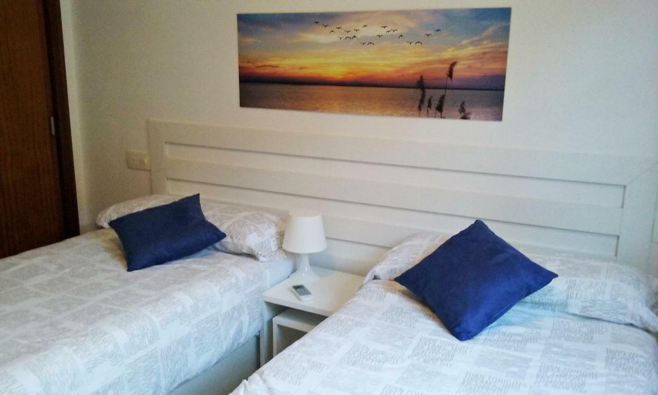 Bonito, Luminoso, Cerca Del Mar Con Parking
